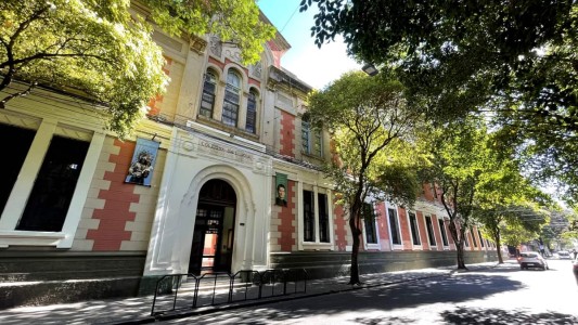 Amenaza de bomba en el Colegio San José: evacuaron a los alumnos