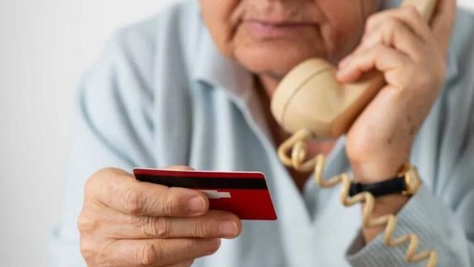 Defensa del Consumidor de la Provincia alerta por nuevos intentos de estafas dirigidos a jubilados vía digital