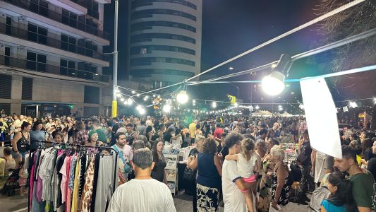 Música, feria y gastronomía: llega Noche en mi Barrio a Arroyito