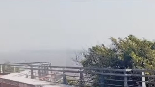 Otra vez fuego en las islas y humo en la ciudad