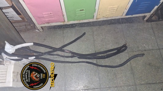 Un joven robó cuatro metros de caño de un aire acondicionado