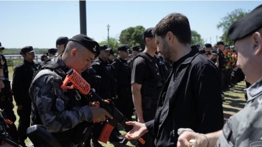 Presentaron en Rosario nuevas armas de baja letalidad para la policía
