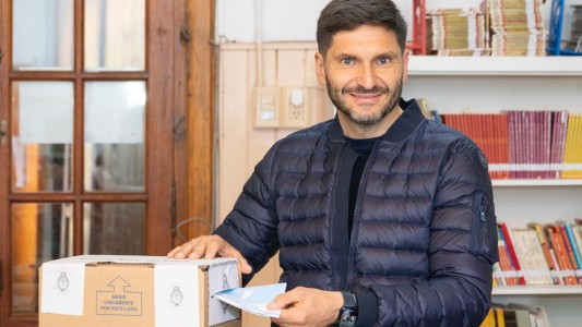 Votó Pullaro y aseguró una mayor participación de los electores: "Es un día bisagra"