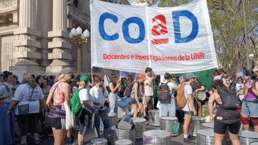 Comenzó el paro de 72 horas de los docentes de la UNR