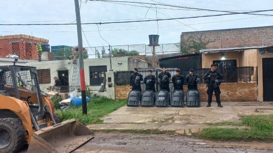 Derribaron otro búnker de venta de drogas en Rosario y ya son 97 en toda la provincia