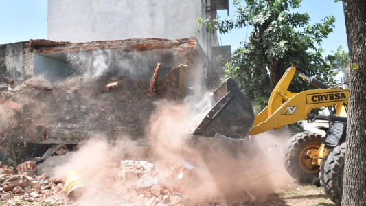 Venado Tuerto: la Provincia derrumbó el búnker número 100 desde la implementación de la Ley de Microtráfico