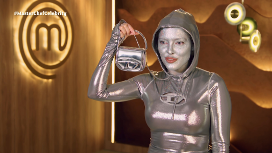 De pies a cabeza: La Reini celebró sus medallas de plata con un impactante body paint en MasterChef Celebrity Argentina
