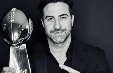 Un argentino hizo historia como la voz en español del Super Bowl en Estados Unidos