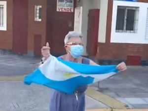 Falleció la “Abuela lalala”, la hincha que conquistó a todos en Qatar 2022