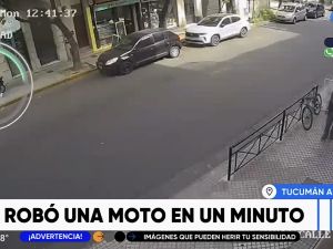 Le robaron la moto a una empleada de un bar en Tucumán al 1100: ocurrió en segundos y a plena luz del día