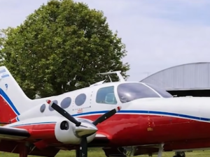 Polémica por la subasta de una avioneta incautada a un empresario acusado de estafas