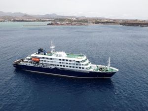 Finaliza la evacuación del crucero con hantavirus: los tripulantes regresan a sus países bajo control médico