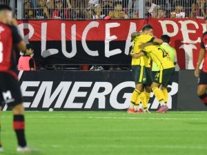 Newell’s no encuentra el camino y sufrió otro duro golpe, cayó 3 a 2 ante Defensa y Justicia en Rosario