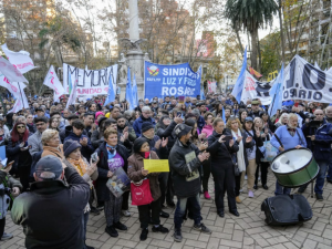 Paros y movilizaciones en Rosario en rechazo al proyecto de reforma laboral
