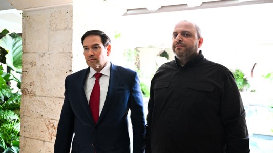 Guerra con Rusia: Bajo fuerte presión militar y política, Ucrania lleva sus negociaciones a Estados Unidos