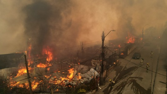 Incendios sin control en el sur de Chile: al menos 19 muertos y miles de evacuados