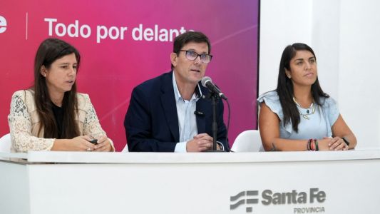 El Gobierno santafesino exhibió la recomposición salarial docente