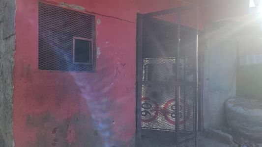 Derribaron un búnker vinculado a un doble homicidio y a la venta de drogas