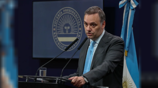 Adorni dijo que no tiene “nada que esconder” y que construyó su patrimonio antes de llegar al Gobierno