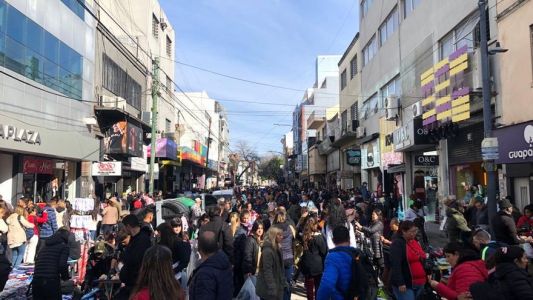 Industria en crisis: caen las ventas de indumentaria y aumentan los despidos