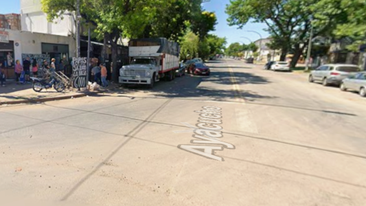 Tragedia en zona sur: un joven de 22 años murió al derrapar con su moto