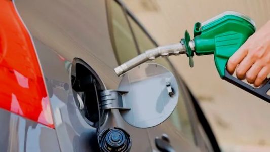 La nafta y el gasoil superaron los $2.000 por litro en la Ciudad de Buenos Aires por primera vez