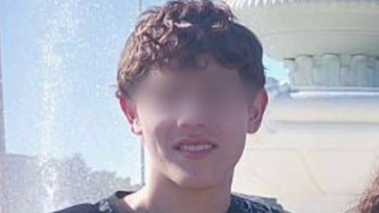 Habló la abogada del adolescente que atacó a un compañero en San Cristóbal: “Sentía que no encajaba y había tenido episodios de autolesiones”