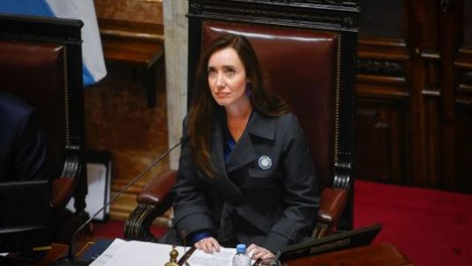 Villarruel denunció penalmente a Petri, después de un cruce en redes