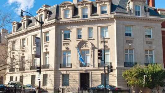 Refuerzan la seguridad en las embajadas de Estados Unidos, Israel e Irán en Buenos Aires