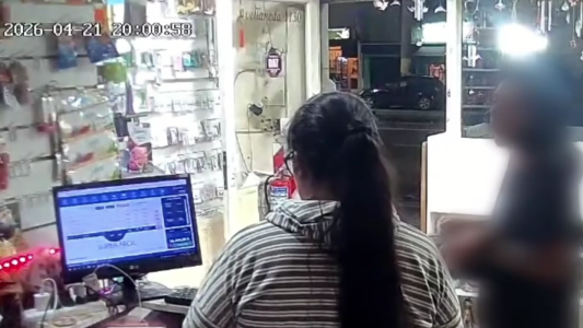 Una familia estafa a comerciantes con billetes y transferencias falsas