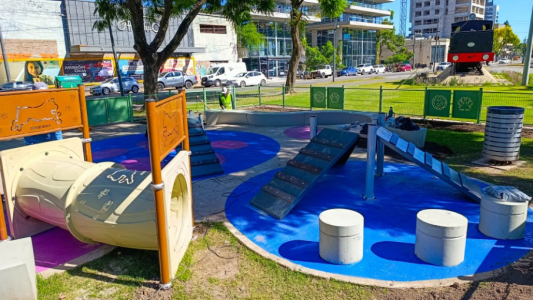 Rosario inaugura su primera plaza para perros en Pichincha