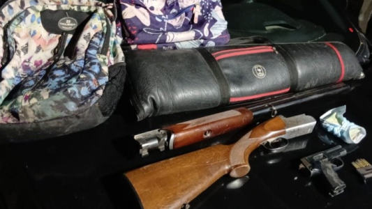 Detenidos tras entradera en Fisherton con arma y precintos