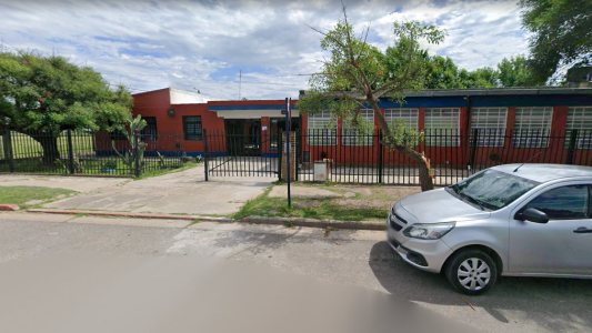 La policía intervino en el colegio n°497 tras una denuncia anónima por un supuesto alumno armado