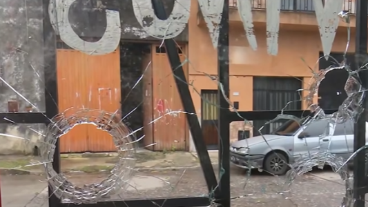 Balearon a una kiosquera en zona oeste