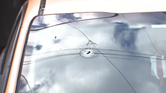 Barrio 7 de septiembre: le balearon el taxi y la casa