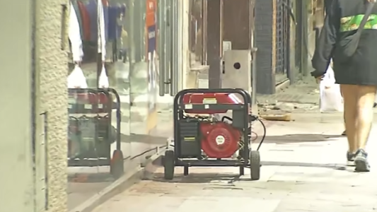 Explosión de cables en Alberdi al 300: casi 24 horas sin luz