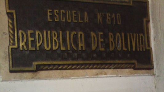 Falsa amenaza en una escuela: encontraron un mensaje alarmante en un baño