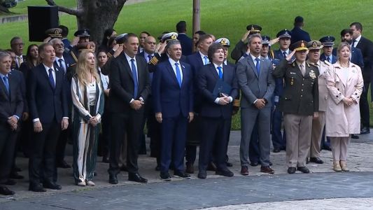 Milei encabeza el acto por el Día del Veterano y de los Caídos en la Guerra de Malvinas