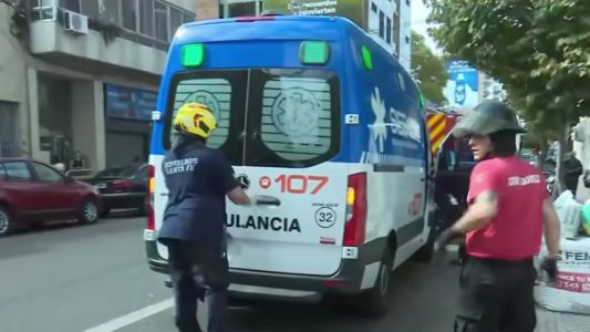 Accidente en una obra: cayó siete pisos por el hueco de un ascensor