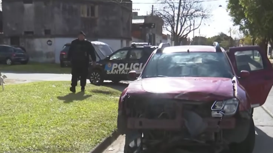 Violento choque y vuelco: una camioneta impactó contra vehículos