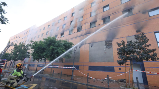 Málaga: incendio en un hotel céntrico obligó a evacuar a más de 100 huéspedes