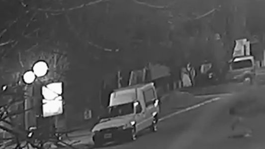Simuló ser cliente y baleó a la empleada de un kiosco en Villa Gobernador Gálvez