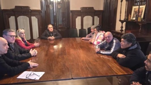 “No somos todos iguales”: el testimonio de una cuidacoche ante la posible prohibición de la actividad