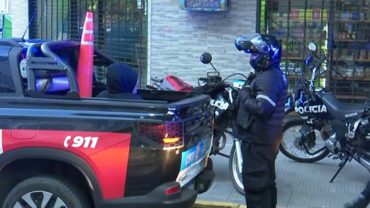 Intentó abrir autos estacionados y lo detuvieron