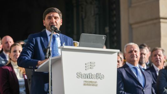 Pullaro en el acto por el 25 de Mayo: “La libertad verdadera exige igualdad y unidad”