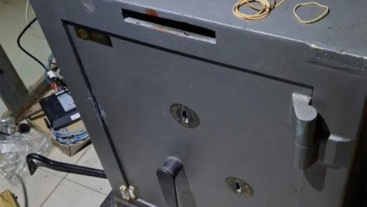Intentaron abrir una caja fuerte en un local de pagos