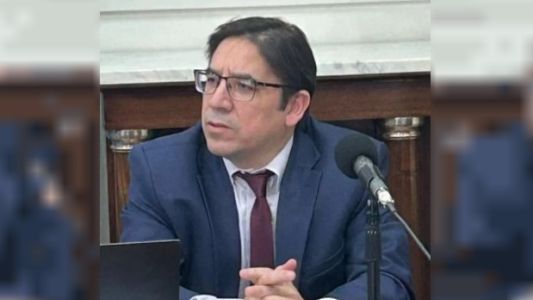 “Se pueden juntar 5 millones de personas, pero la restricción presupuestaria sigue estando ahí”, dijo Álvarez