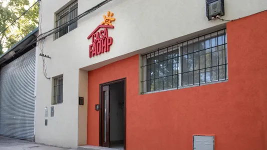 Lanzan una colecta solidaria para asistir a familias en tratamiento oncológico
