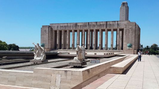 Las obras del Monumento Nacional a la Bandera estarán terminadas para el 20 de Junio