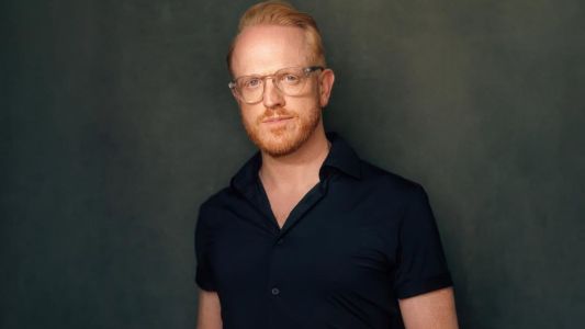 Conmoción por la muerte del actor Owain Rhys Davies a los 44 años